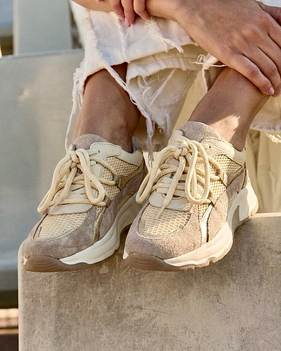 Sneaker