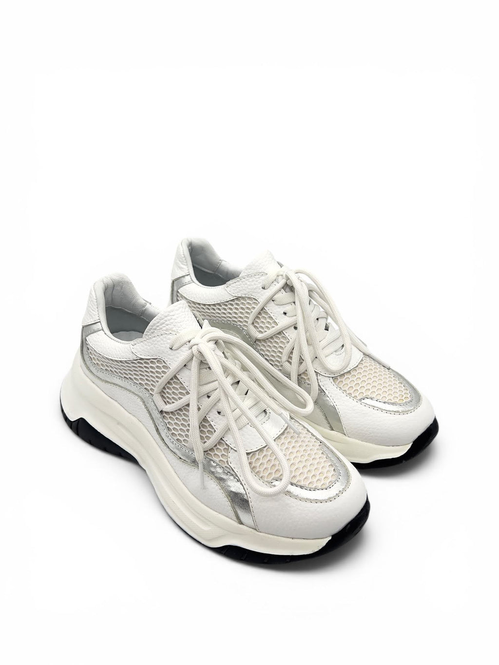 Beyaz Hakiki Deri File Tasarımlı Hafif ve Kalın Tabanlı Günlük Kadın Sneaker (11200)