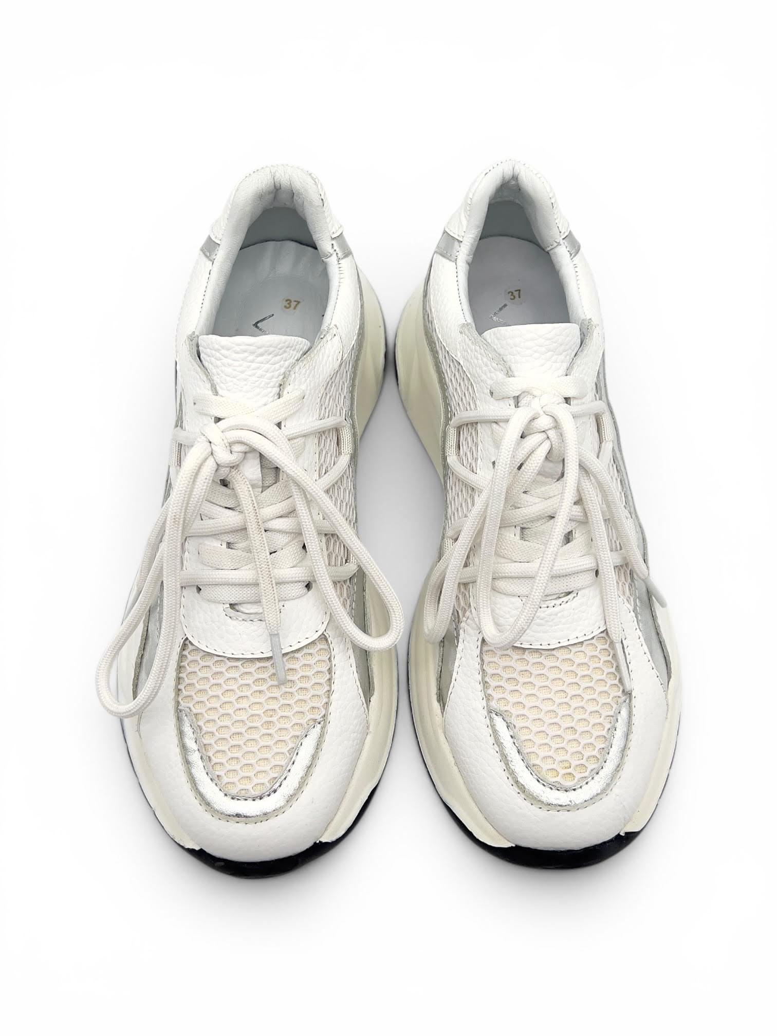 Beyaz Hakiki Deri File Tasarımlı Hafif ve Kalın Tabanlı Günlük Kadın Sneaker (11200)