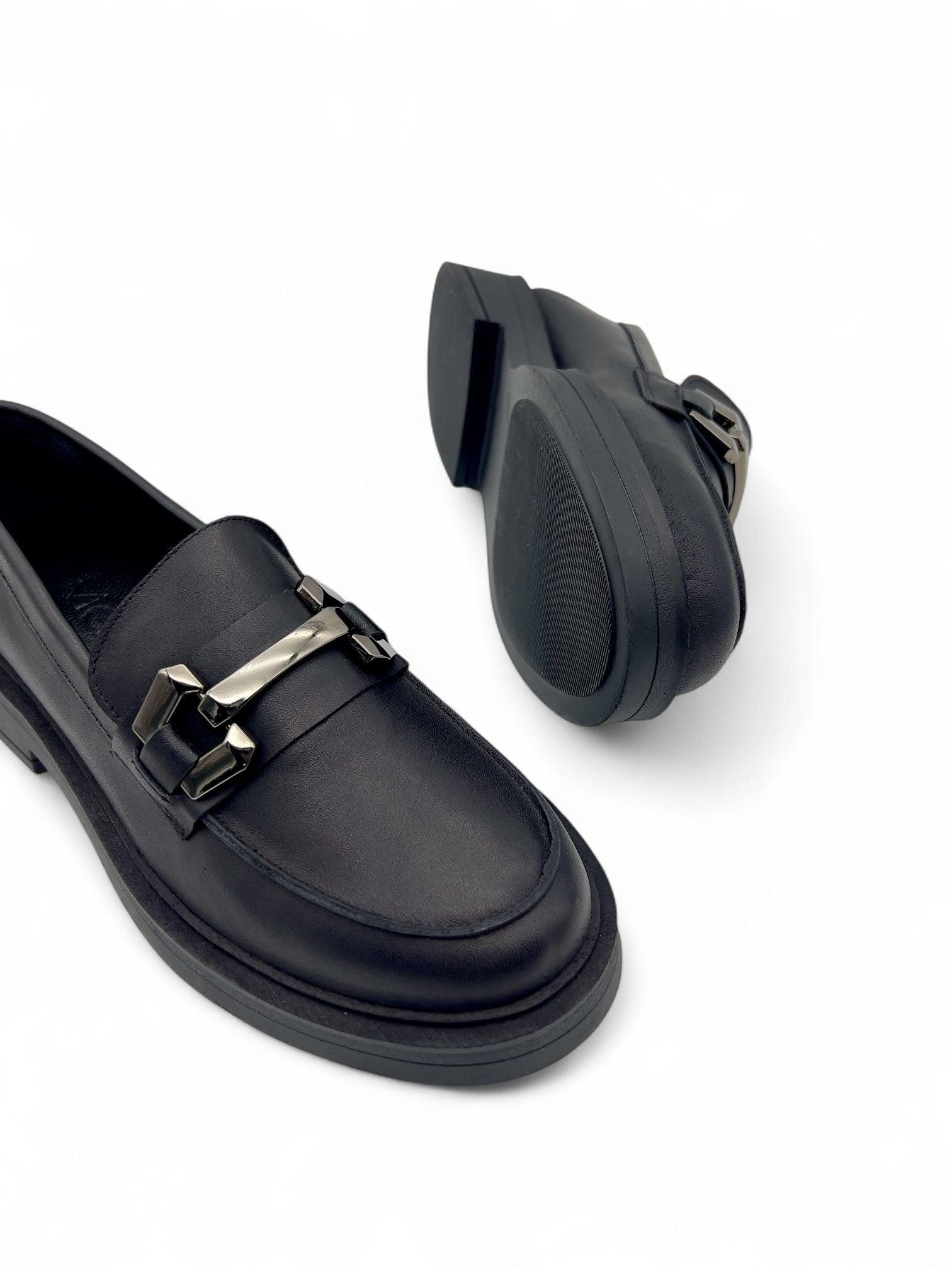Roven Siyah Hakiki Deri Kadın Loafer